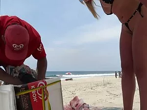 Duas senhoras de bor ...