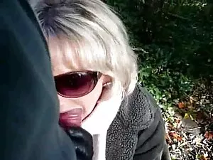 A MILF Loura De Bust ...